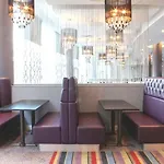 Leonardo 4* Leeds (West Yorkshire)