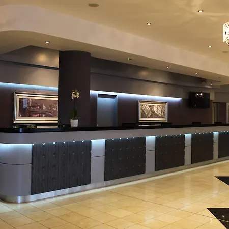 Hotel Leonardo - Formerly Jurys