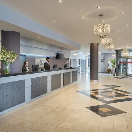 Hotel Leonardo - Formerly Jurys 4*