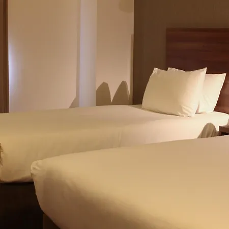 Otel Leonardo - Formerly Jurys Leeds (West Yorkshire)