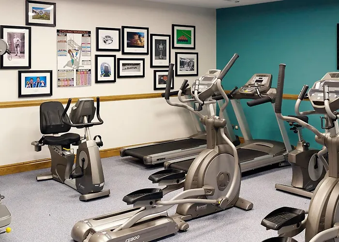 Готель Leonardo - Formerly Jurys 4*