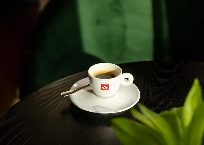 Leonardo - Formerly Jurys Hotel