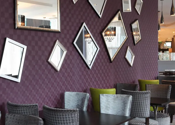 Leonardo - Formerly Jurys 4*