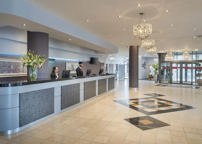 Hotel Leonardo - Formerly Jurys 4*