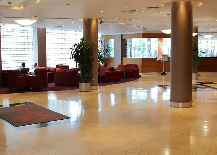 Hotel Leonardo - Formerly Jurys