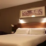 Leonardo 4*