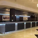 Hotel Leonardo