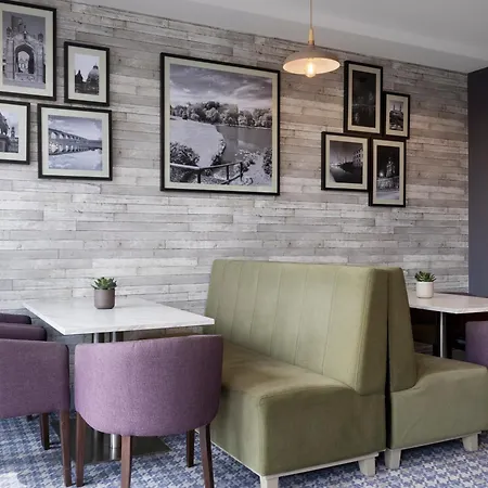 Leonardo - Formerly Jurys Hotel 4*