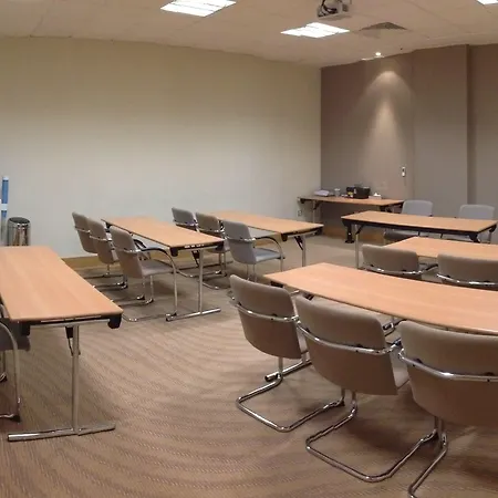 Hotel Leonardo - Formerly Jurys