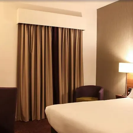 Leonardo - Formerly Jurys 4* Leeds (West Yorkshire)