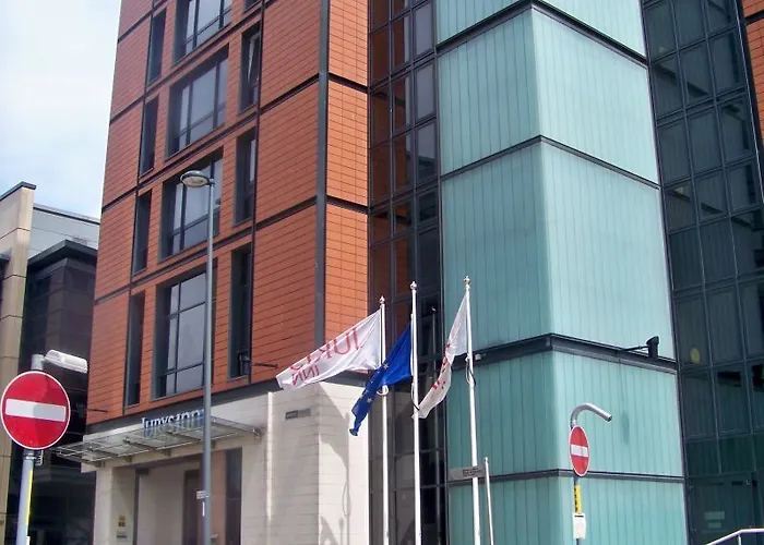 Leonardo - Formerly Jurys 4* Leeds (West Yorkshire)