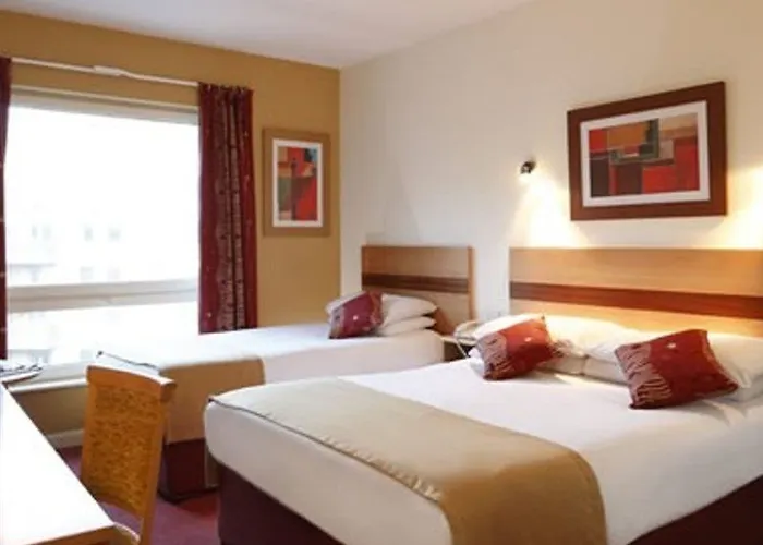 Hotel Leonardo - Formerly Jurys